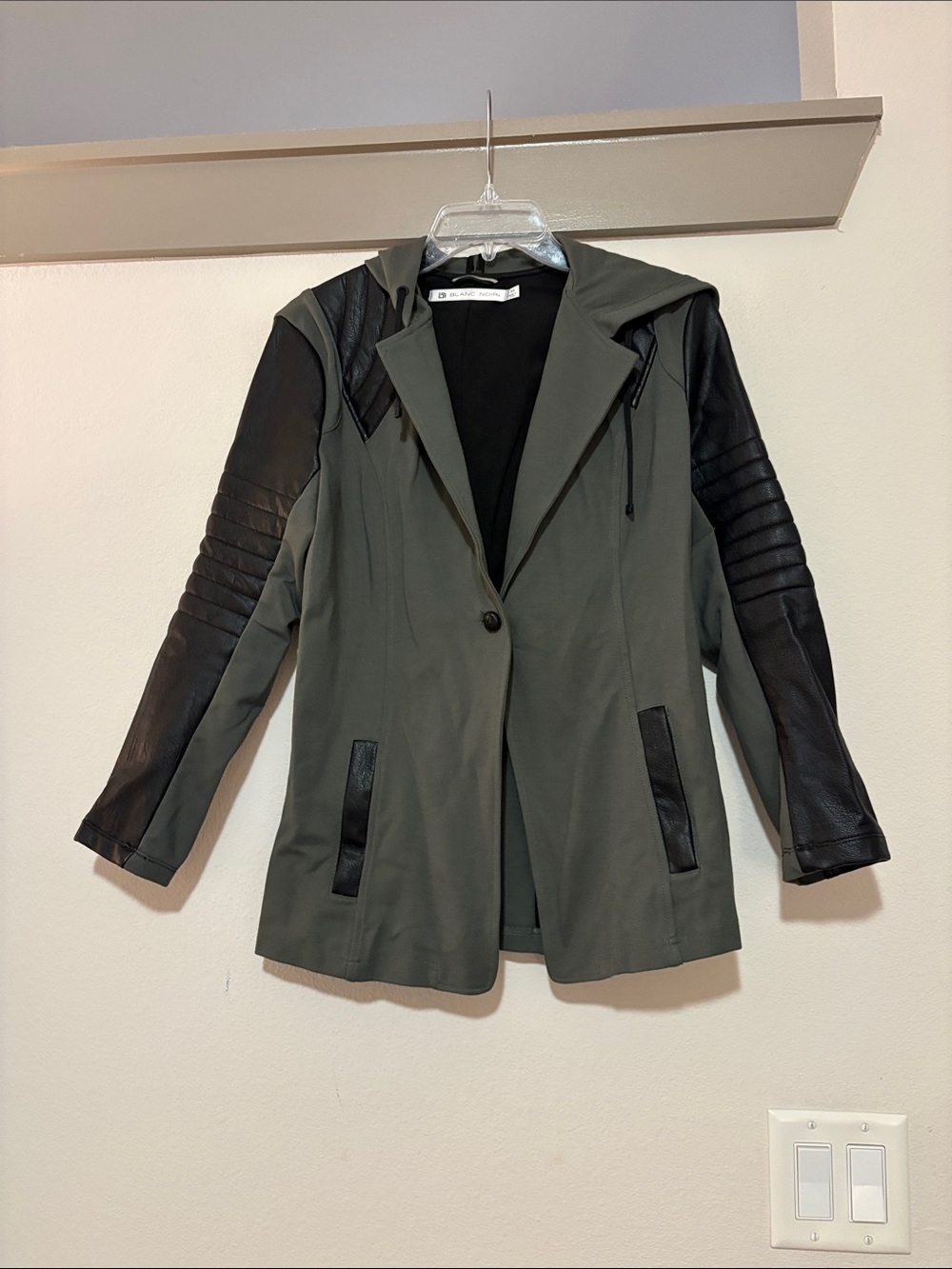 Blanc Noir Hooded Moto Blazer in Green SZ XS EUC